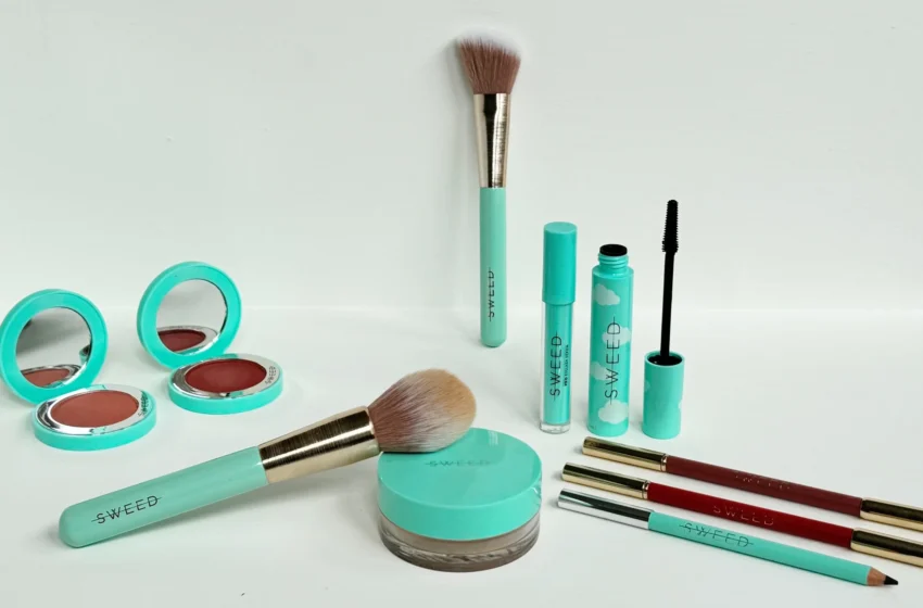  Glorious Beauty: Elevating Skincare and Cosmetics with Elegance