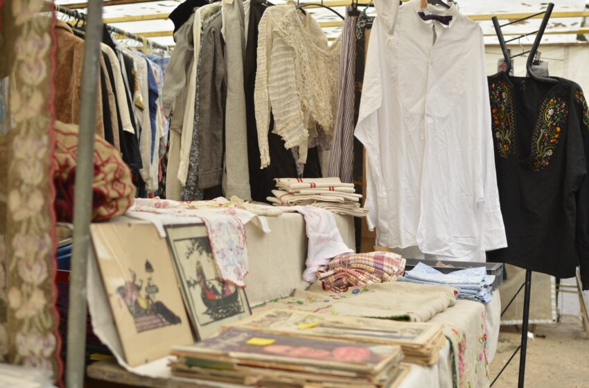 In today’s fashion landscape, consumers are becoming more conscious of both their spending and their environmental impact. Momox Fashion Germany stands at the intersection of affordability, quality, and sustainability offering a smarter way to shop without compromising on style.